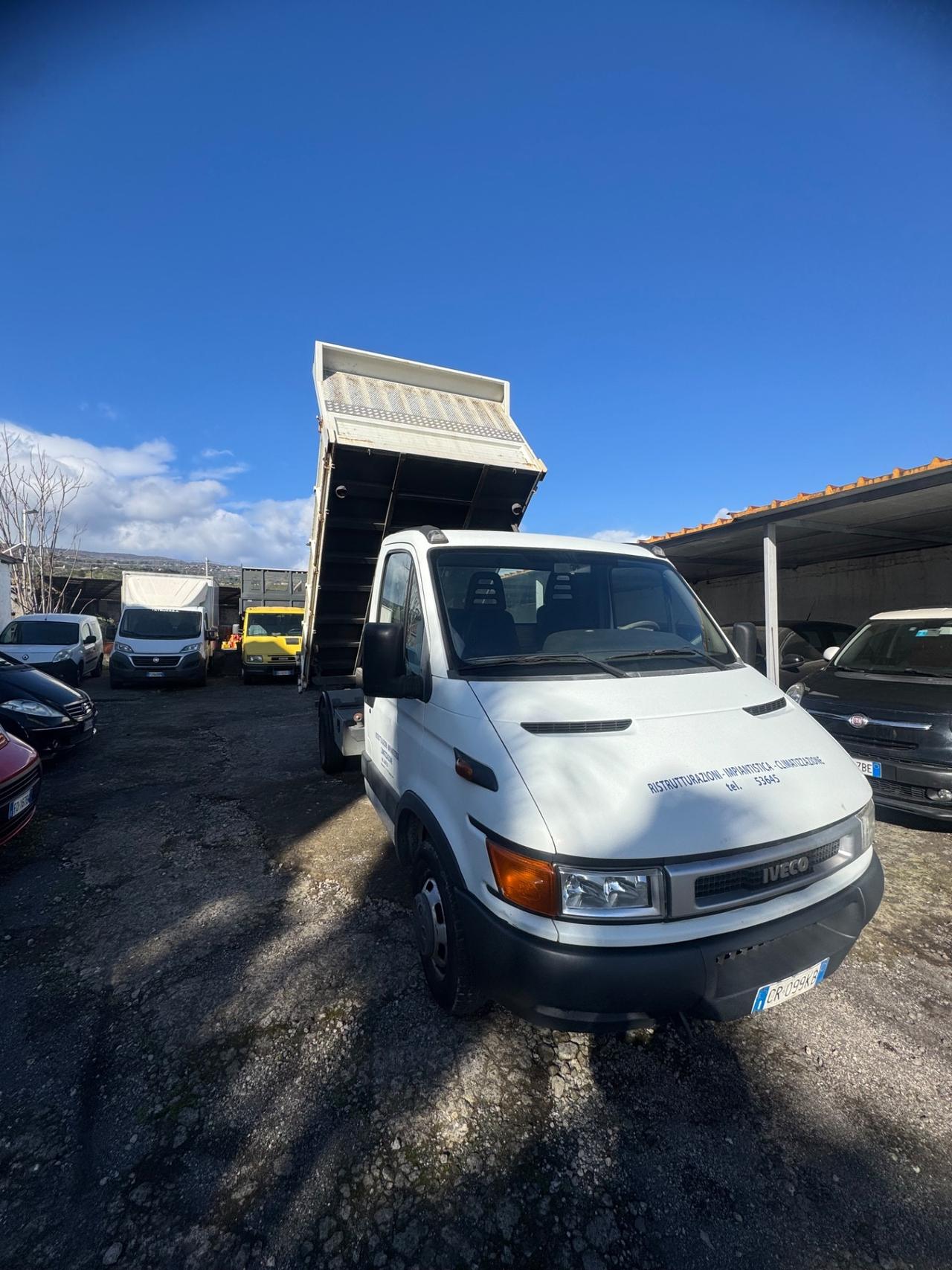 Iveco Daily 35c13 ribaltabile tre laterale anno 2004