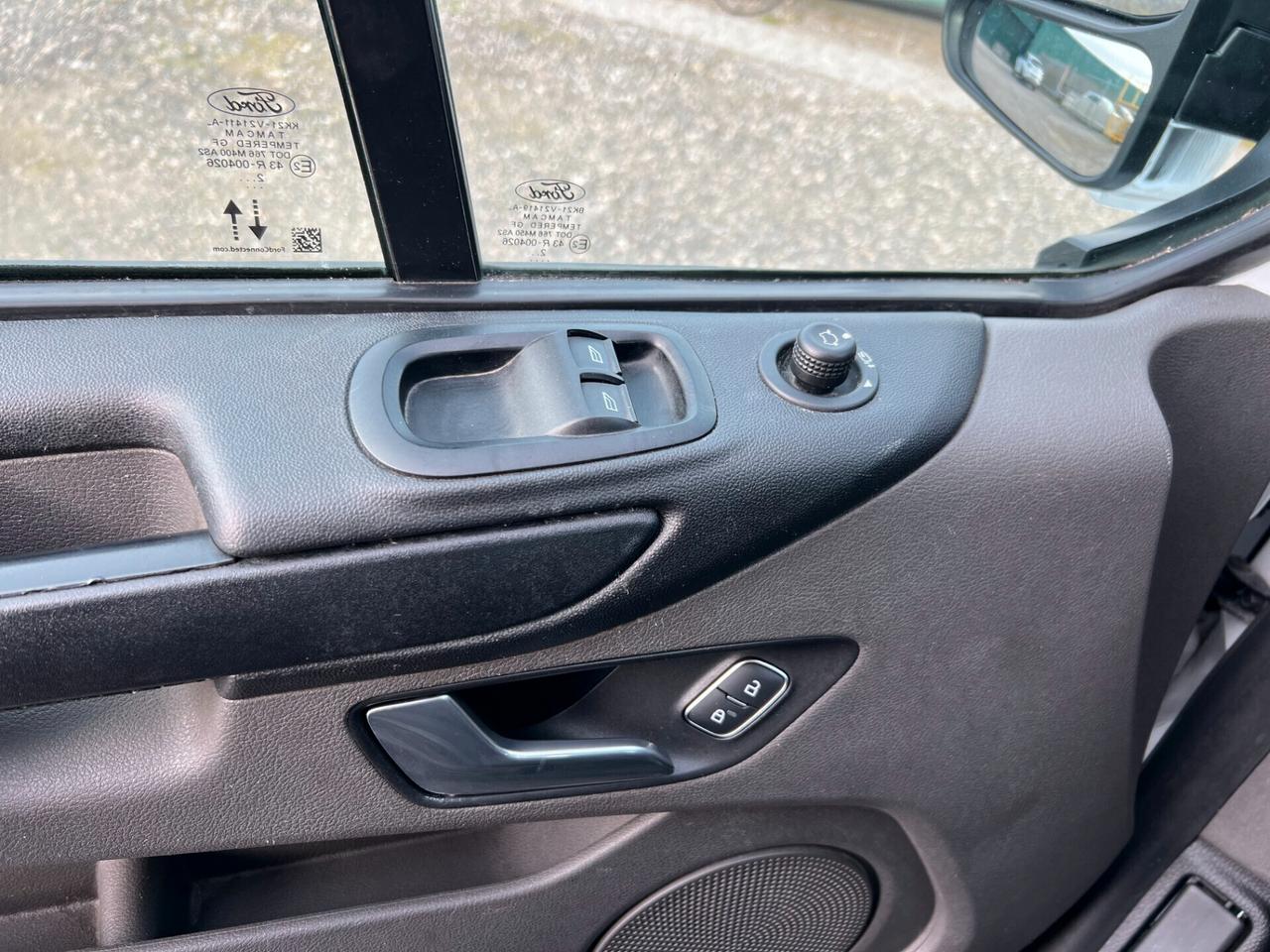 Ford Transit Custom 300 VAN L2 H2 2.0 TDCI 130CV