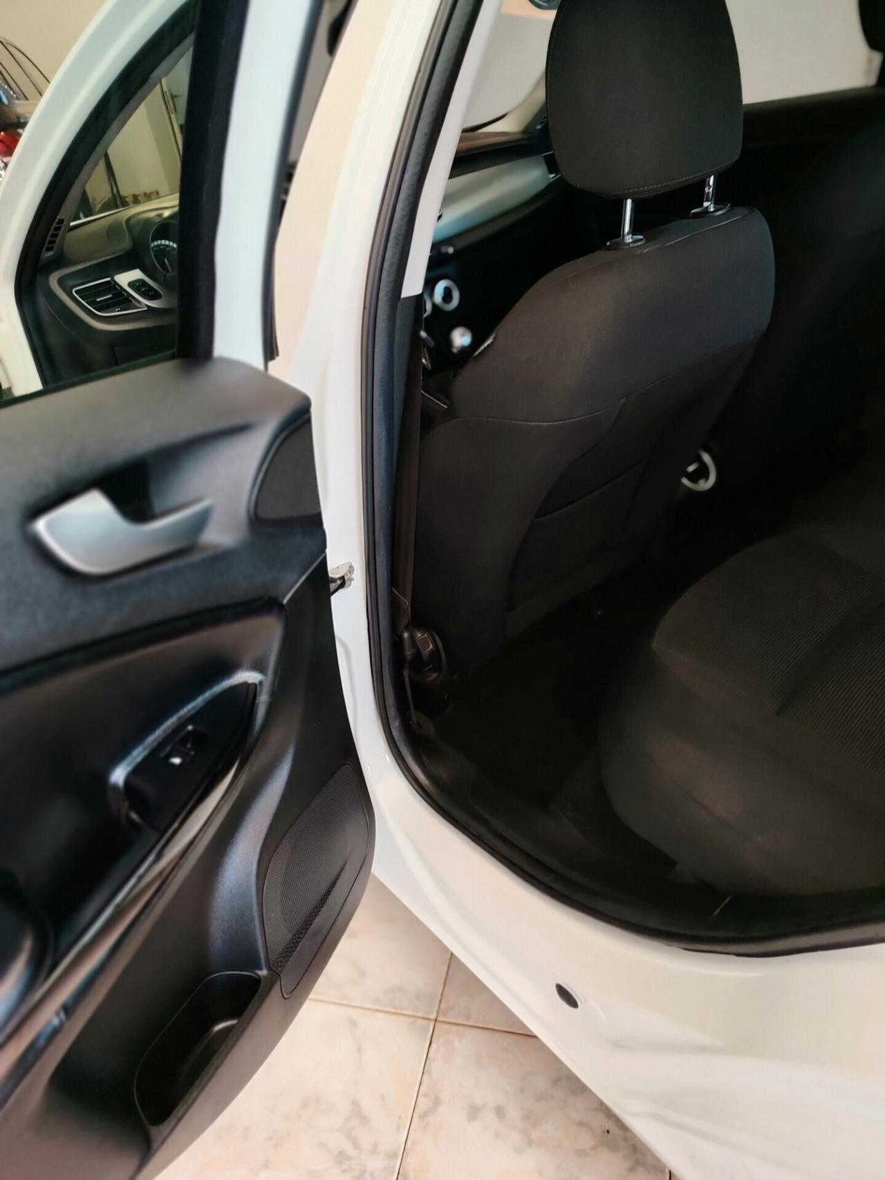 Alfa Romeo Giulietta 1.6 JTDm-2 105 CV Distinctive