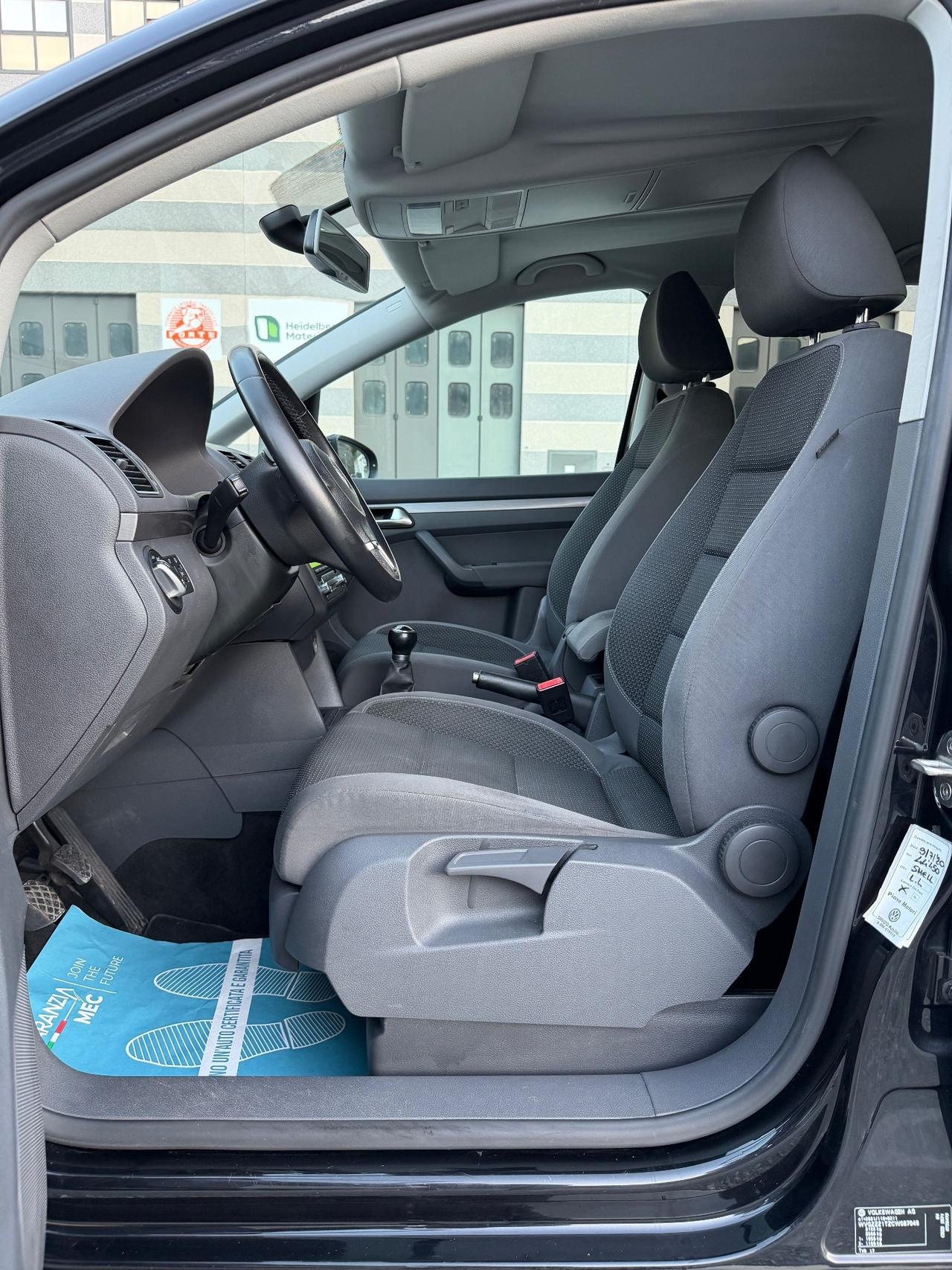 Volkswagen Touran 1.2 TSI BENZINA - 7 POSTI NEOPATENTATI