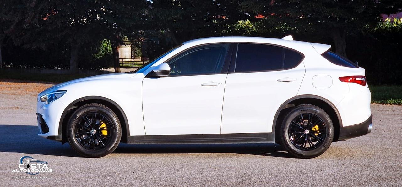 Alfa Romeo Stelvio 2.2 Turbodiesel 190 CV AT8 Q4 Executive