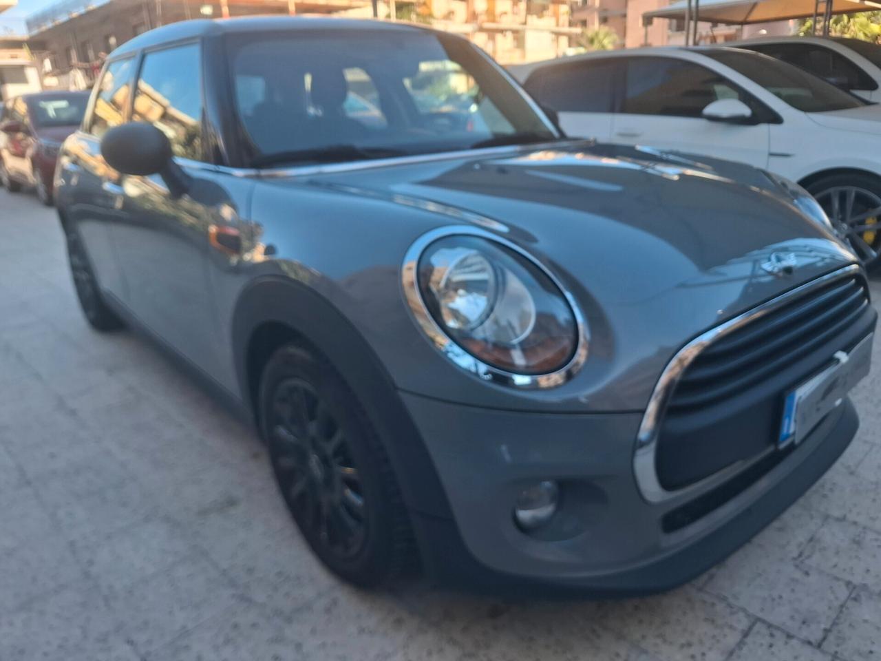 MINI One - 1.5 D Business Navi