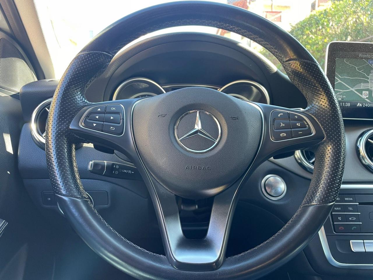Mercedes-benz GLA 200 d Automatic Premium