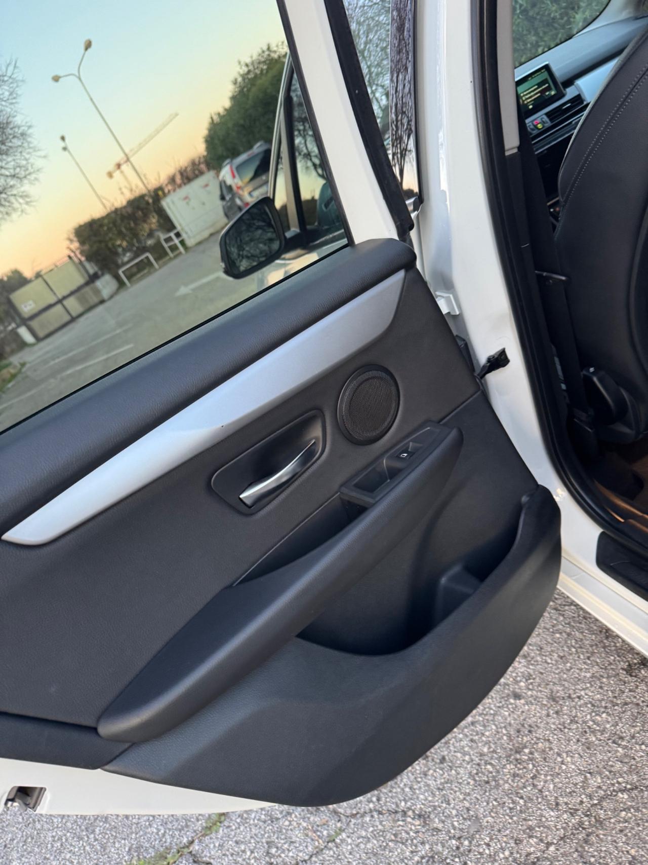 Bmw 216 220d Active Tourer Luxury aut.