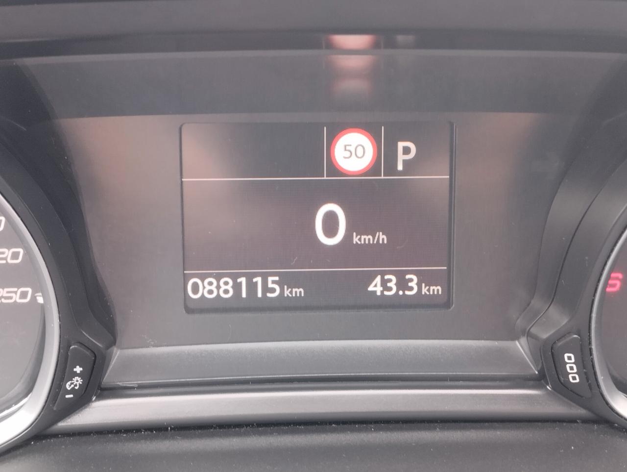 Peugeot 308 BlueHDi 130 S&S EAT8 SW Allure