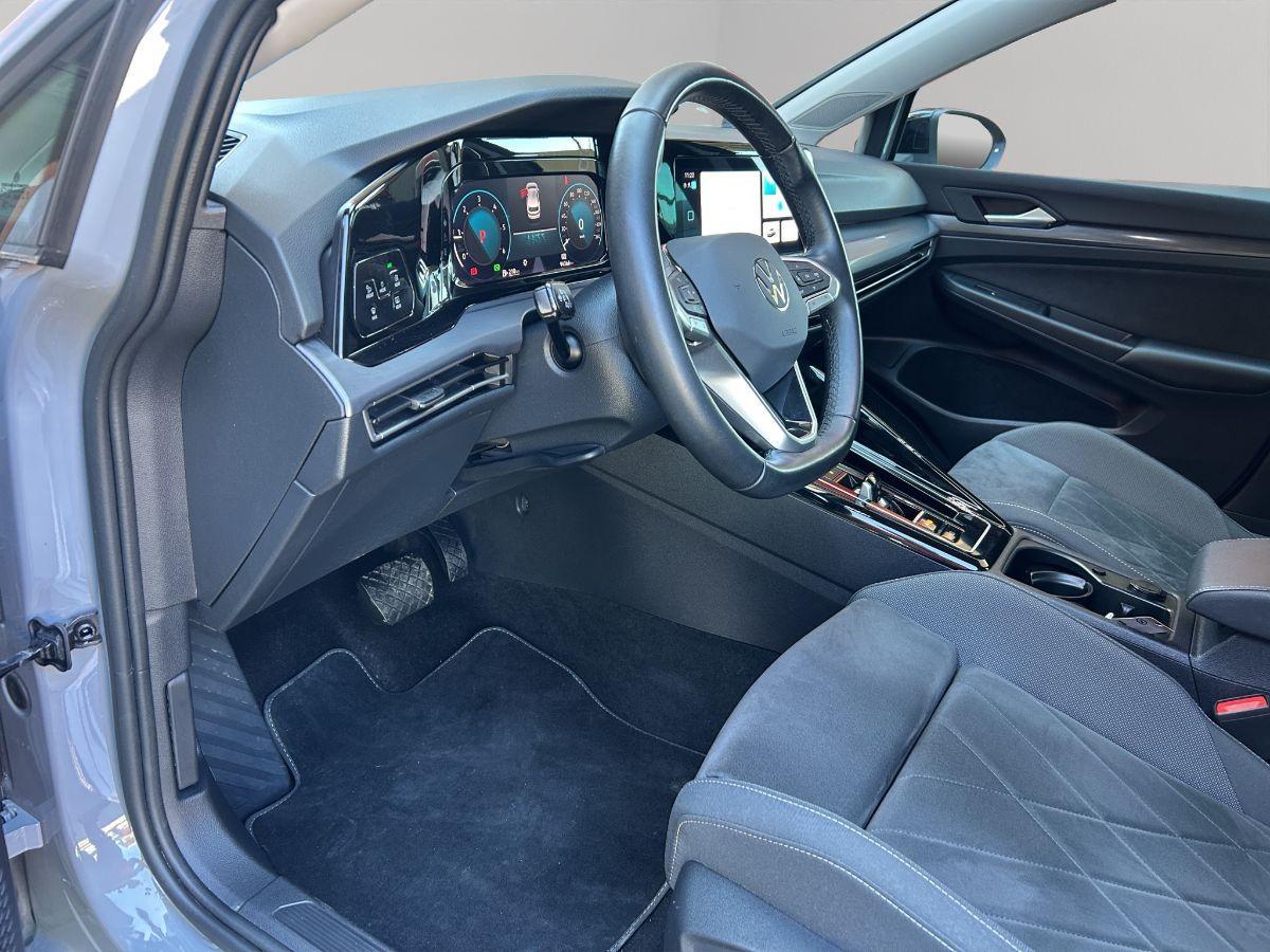 VOLKSWAGEN - Golf- 2.0 tdi Life 115cv dsg