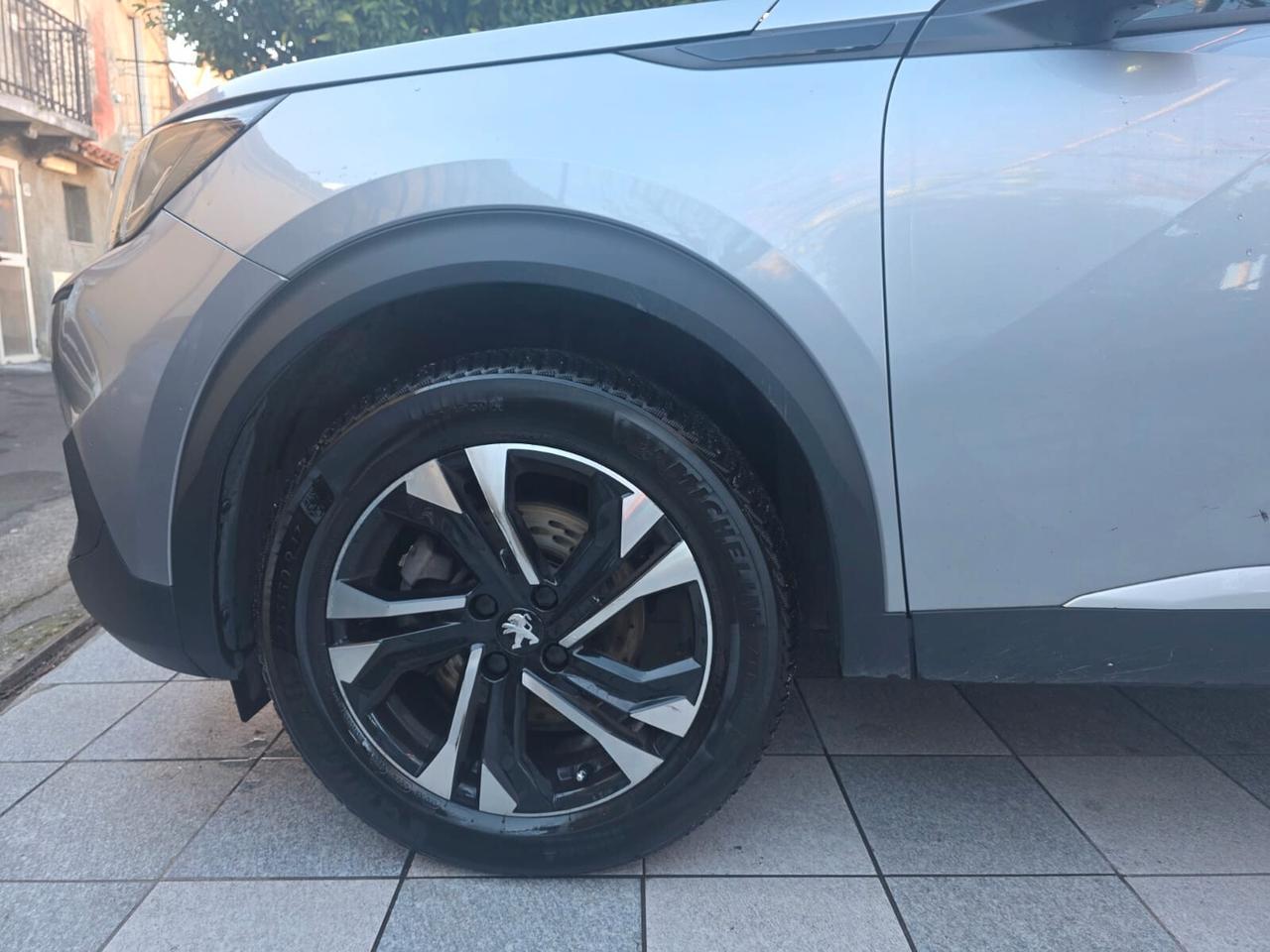 Peugeot 2008 BlueHDi 130 S&S EAT8 Allure Pack