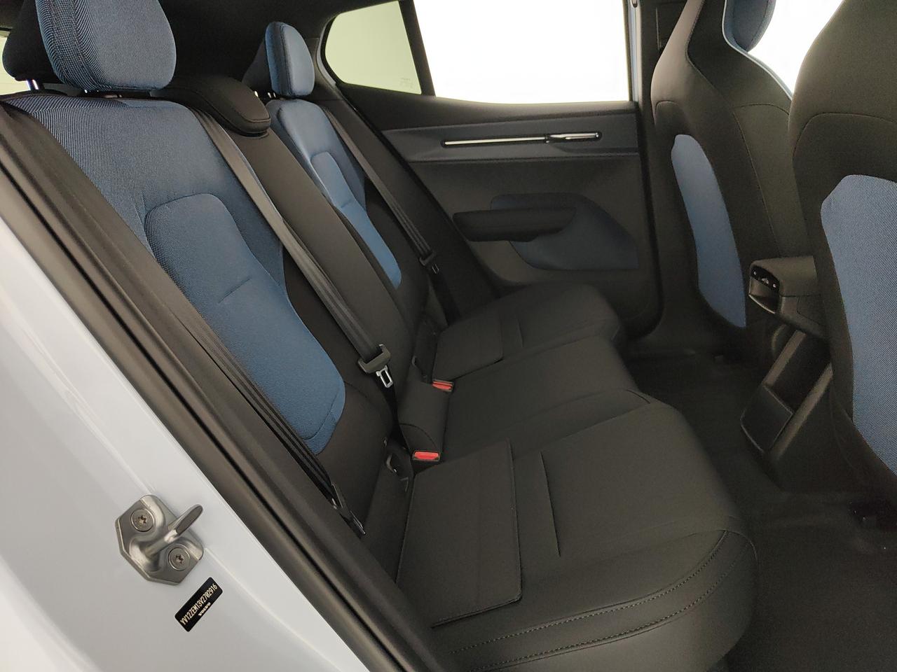 VOLVO EX30 Plus P5 Electric