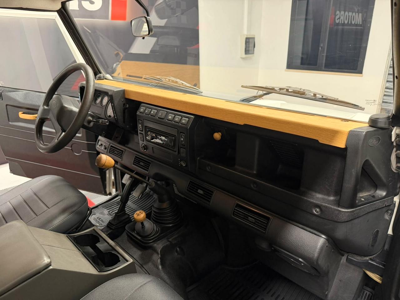 Land Rover Defender 90 2.5 Td5