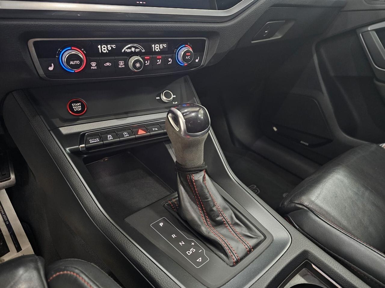 NUOVA AUDI RSQ3 SPORTBACK 2.5 BENZ 400CV S-TRONIC BLACKLINE