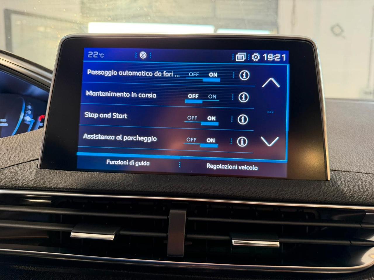 Peugeot 5008 BlueHDi 130 S&S EAT8 Crossway