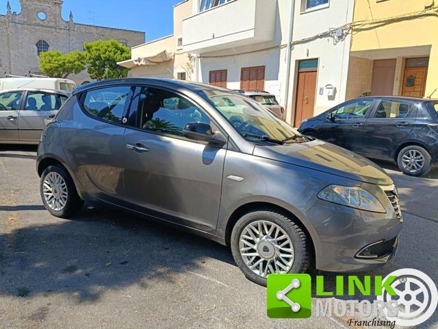 LANCIA Ypsilon 1.2 69 CV 5 porte GPL Ecochic Silver NEOPATENTATI