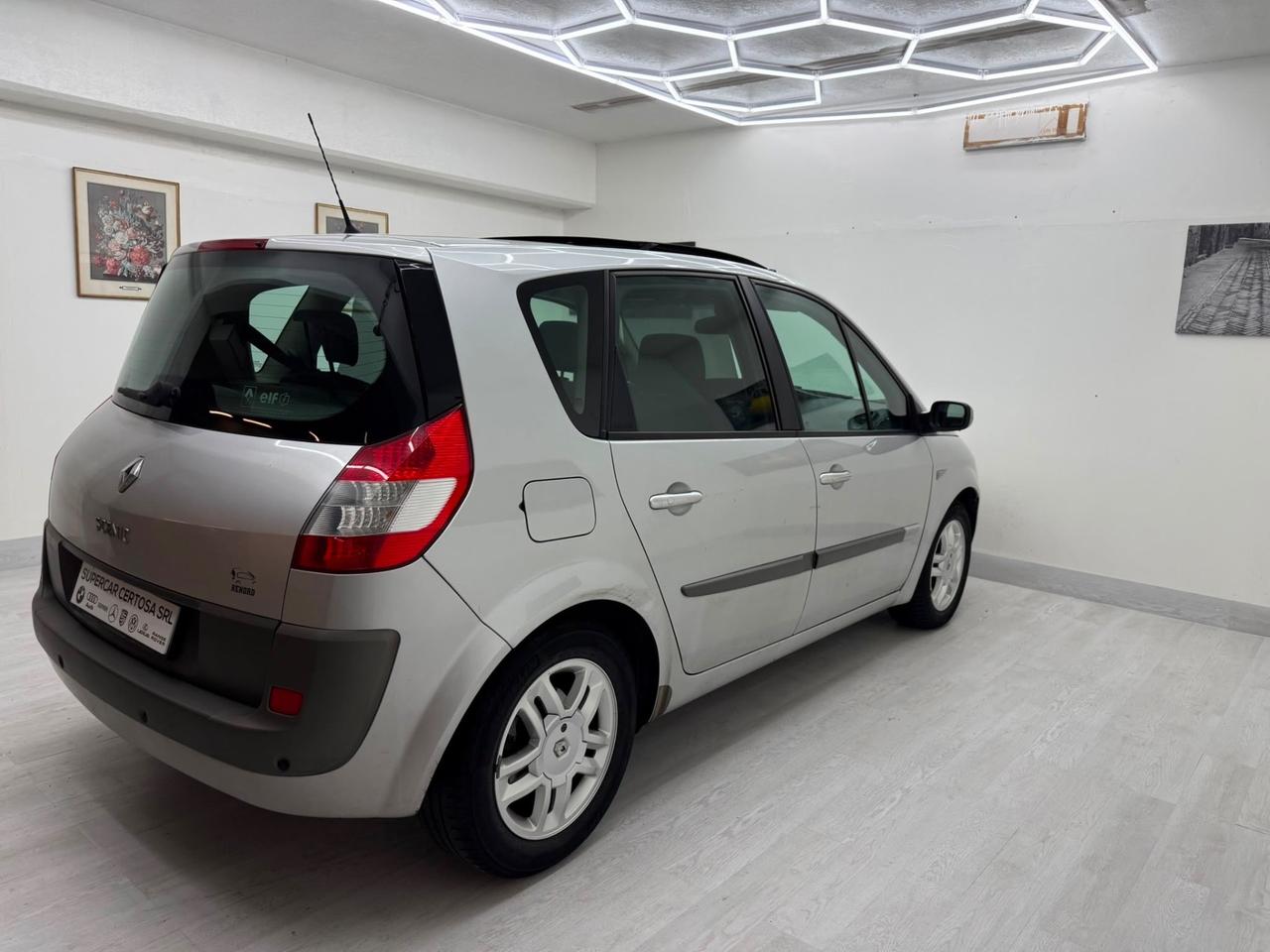 Renault Scénic 1.9 dCi/130CV EXCEPTION