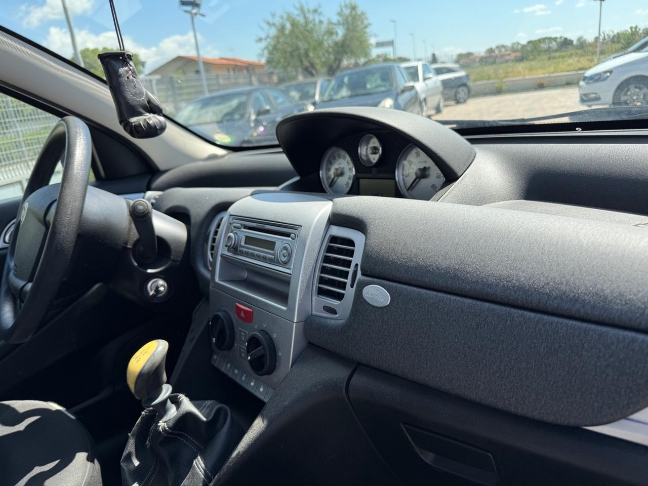 Lancia Ypsilon 1.2