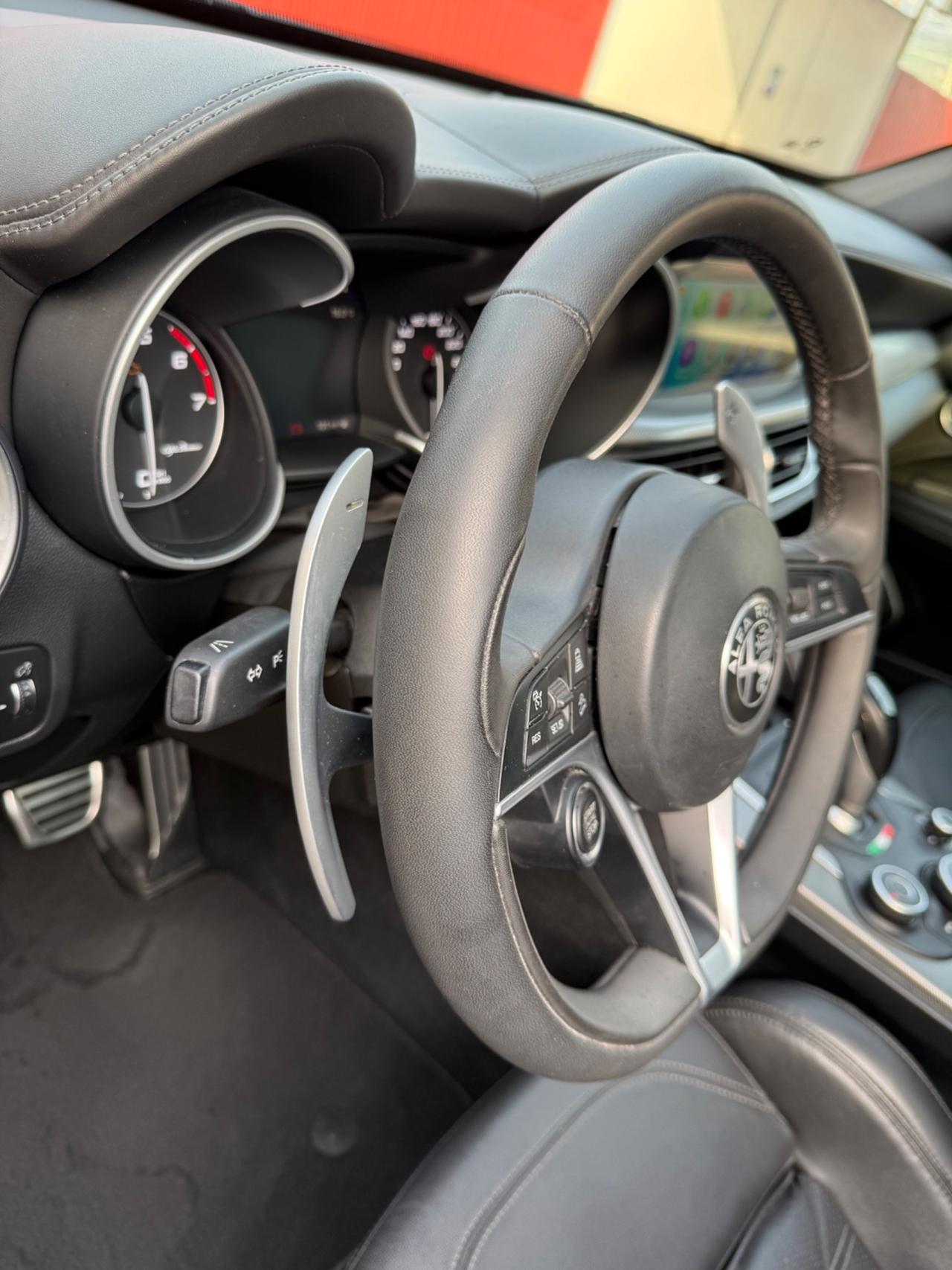 Alfa Romeo Stelvio 2.0 Turbo 280 CV AT8 Q4 B-Tech