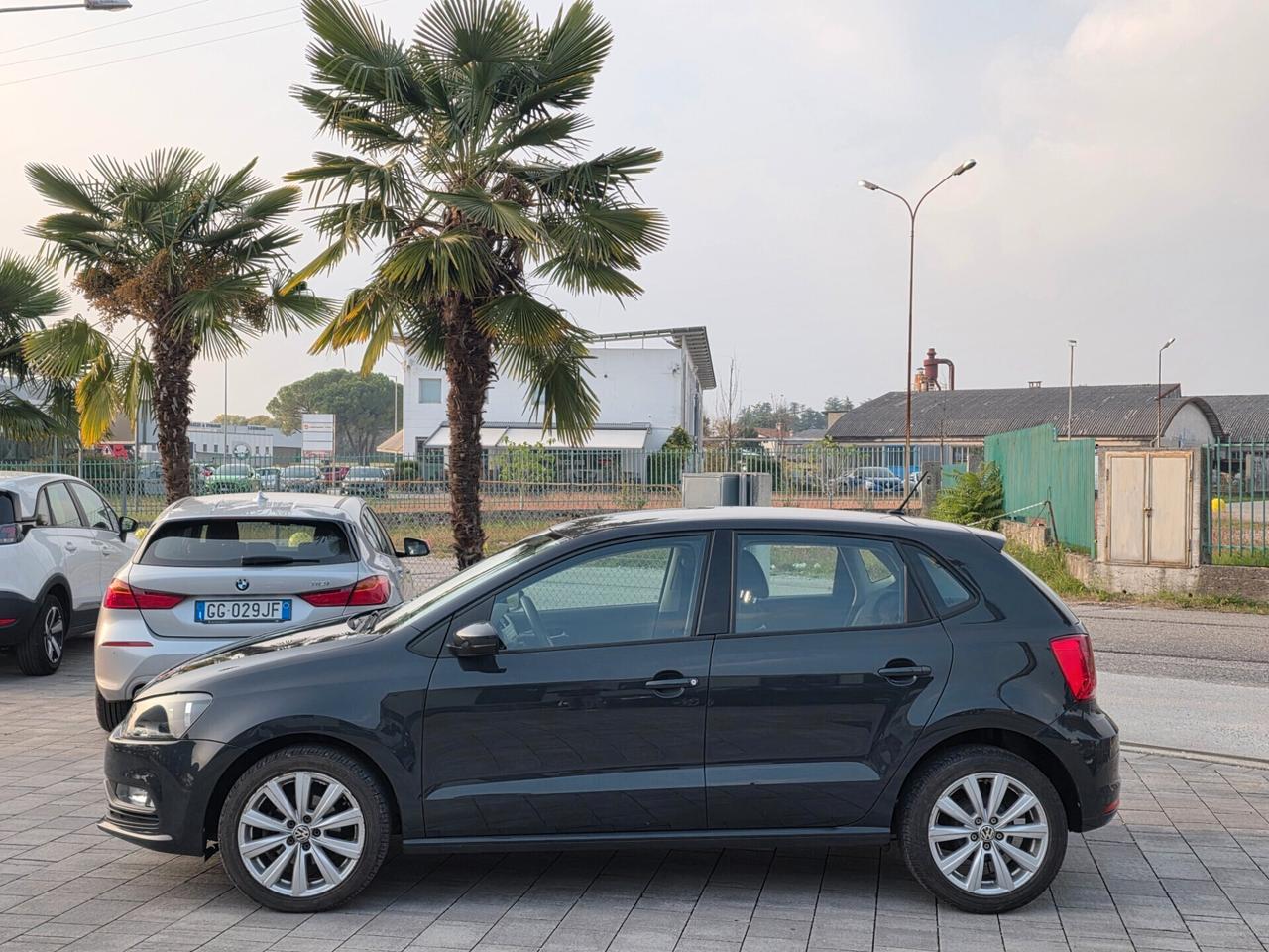 Volkswagen Polo 1.0 benzina 10/2016 pochi km FINANZIABILE