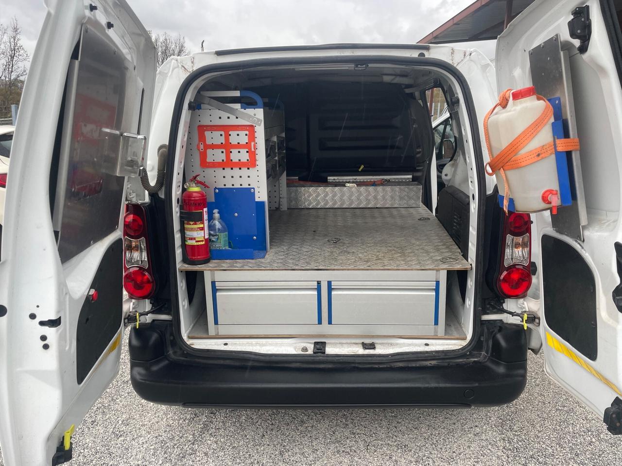Peugeot Partner van BlueHDi 100 officina mobile