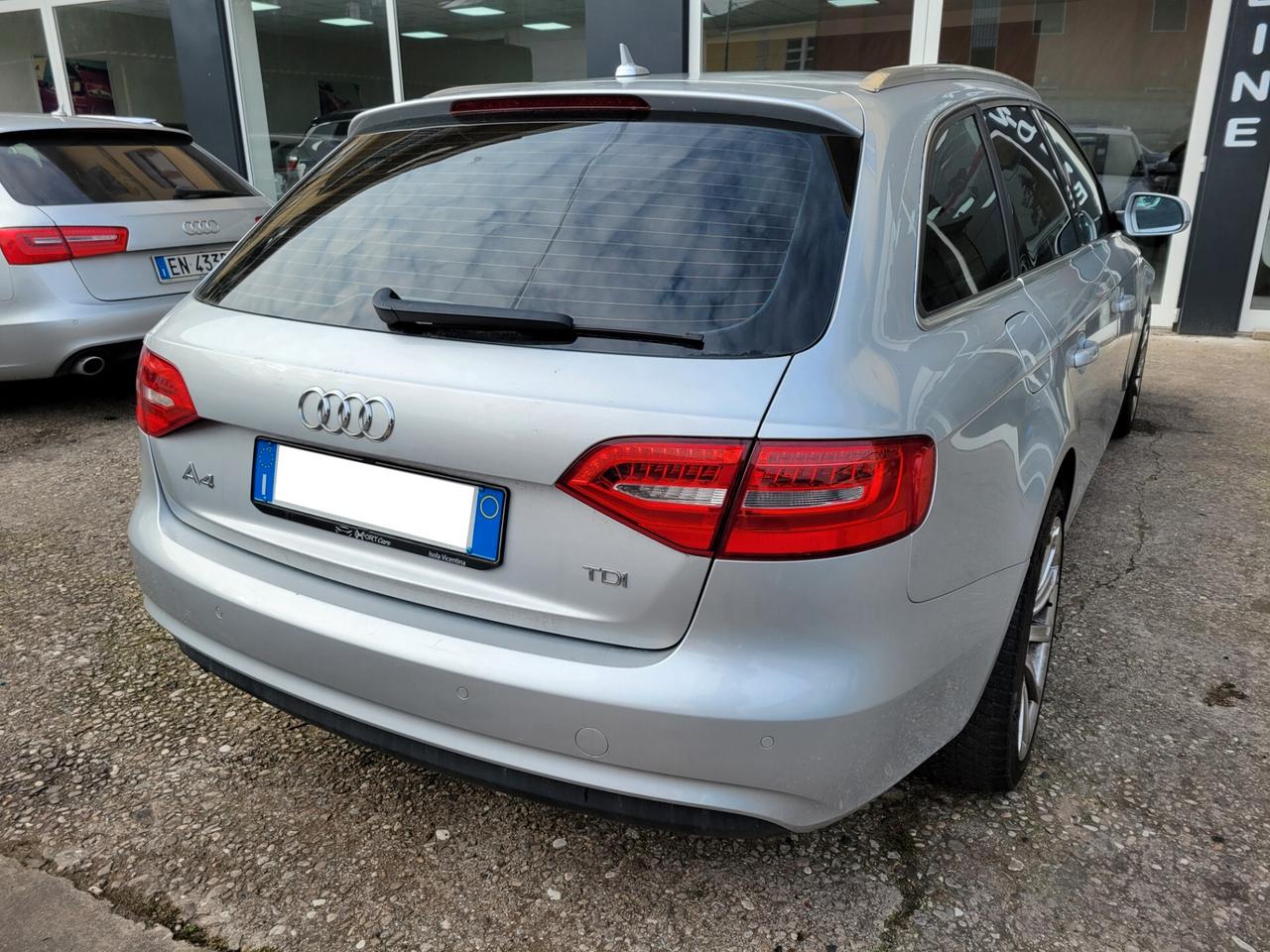 Audi A4 Avant 2.0 TDI 143CV Business Plus INIETTORI E POMPA GUASTI