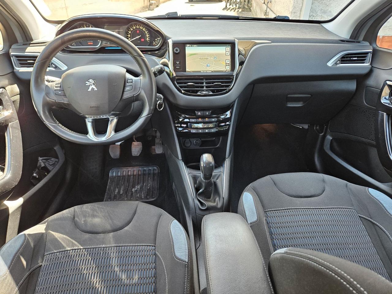 Peugeot 208 PureTech 82 5 porte Allure GPL