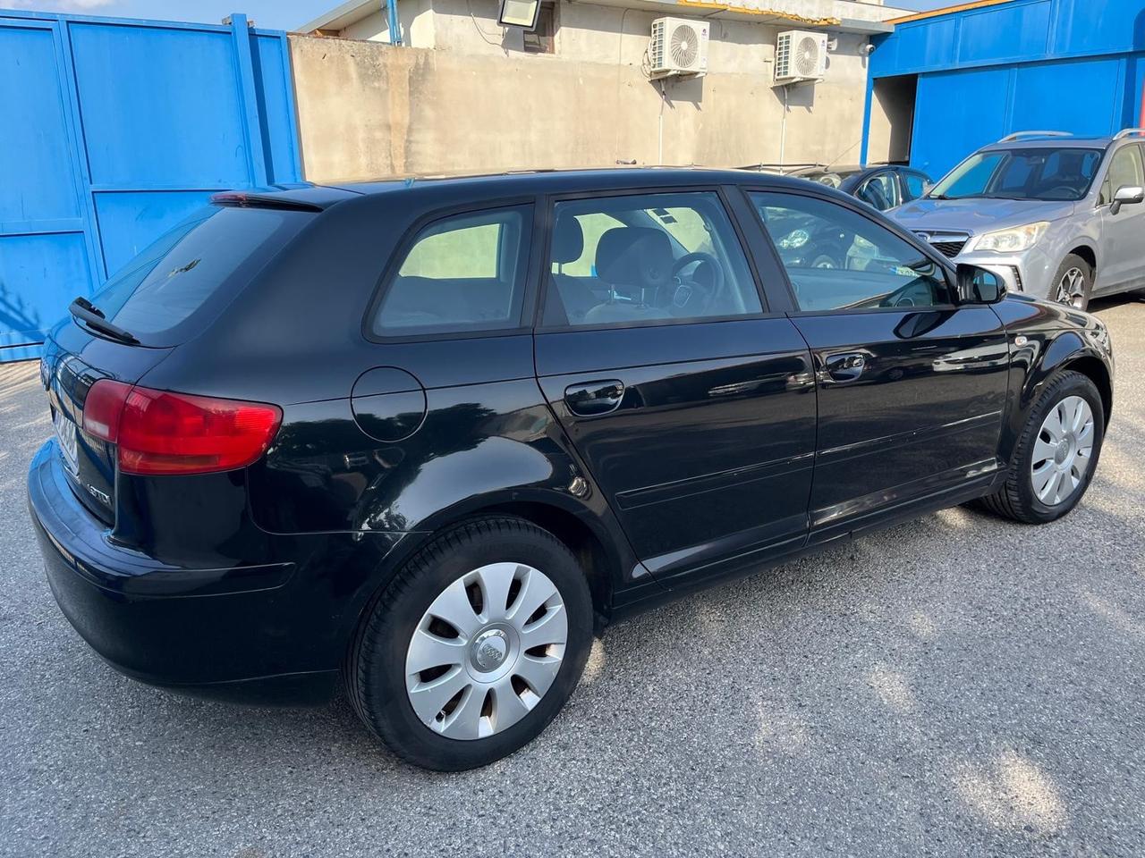 Audi A3- sportback 1.9 tdi- full-11/2007