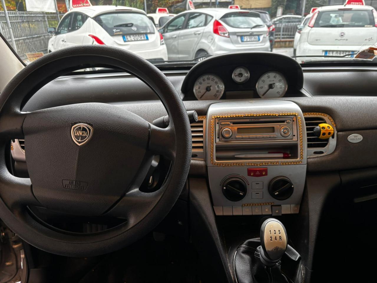 Lancia Ypsilon 1.2 Argento