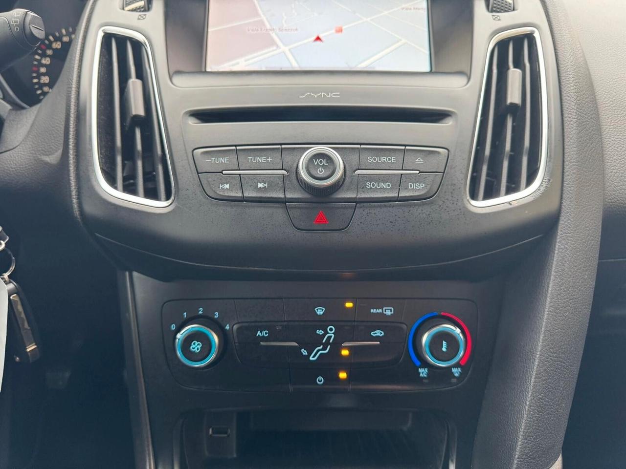 FORD FOCUS 1.5 TDCi 95cv TITANIUM NEOPAT