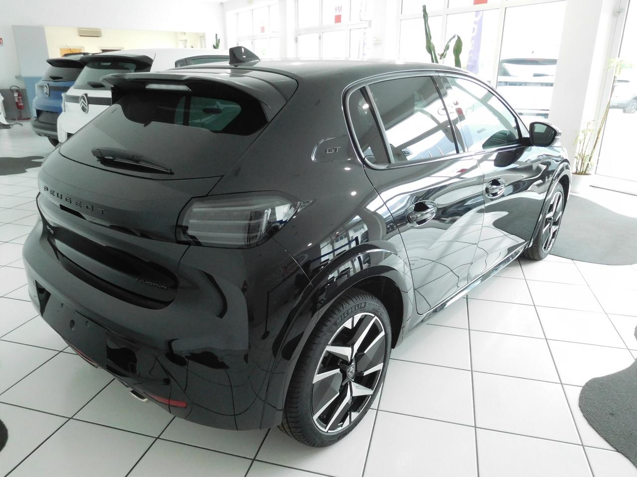Peugeot 208 Hybrid 100 e-DCS6 GT