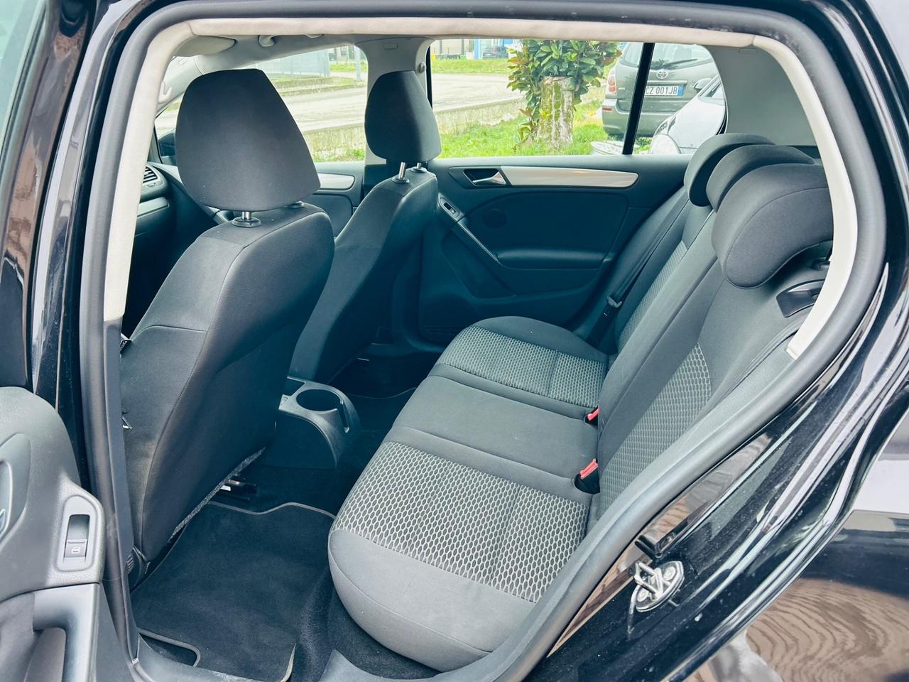 Volkswagen Golf 1.6 TDI DPF 5p. Highline