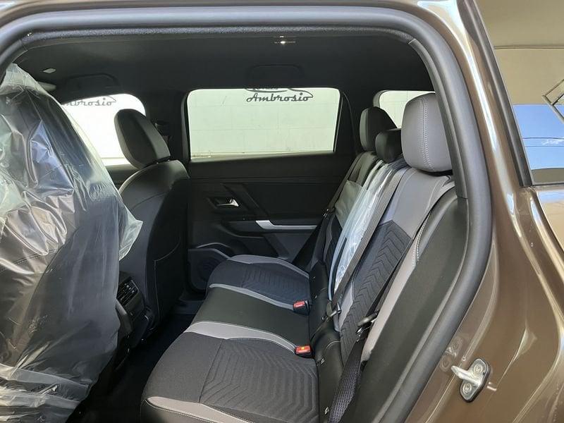 Jeep Compass Compass 1.2 turbo e-hybrid mhev First Edition fwd 145cv edct6 Tua da 379,00 al mese