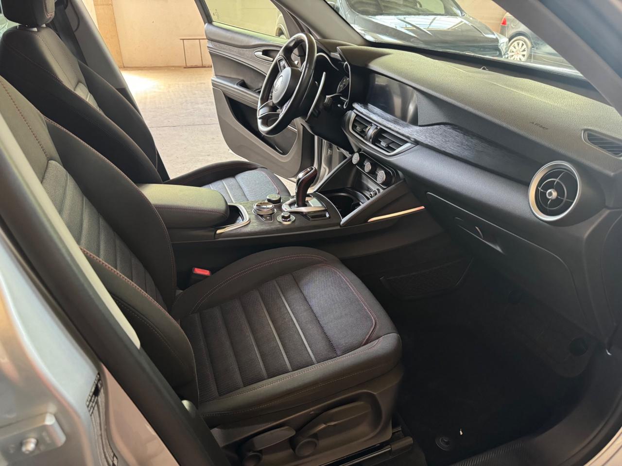 Alfa Stelvio 2.2 Diesel 160 CV AT8 RWD IVA ESPOSTA