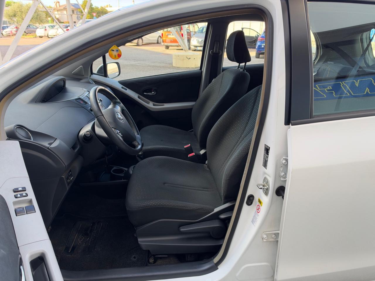 Toyota Yaris 1.0 5 porte 2010 UNIPROPRIETARIO