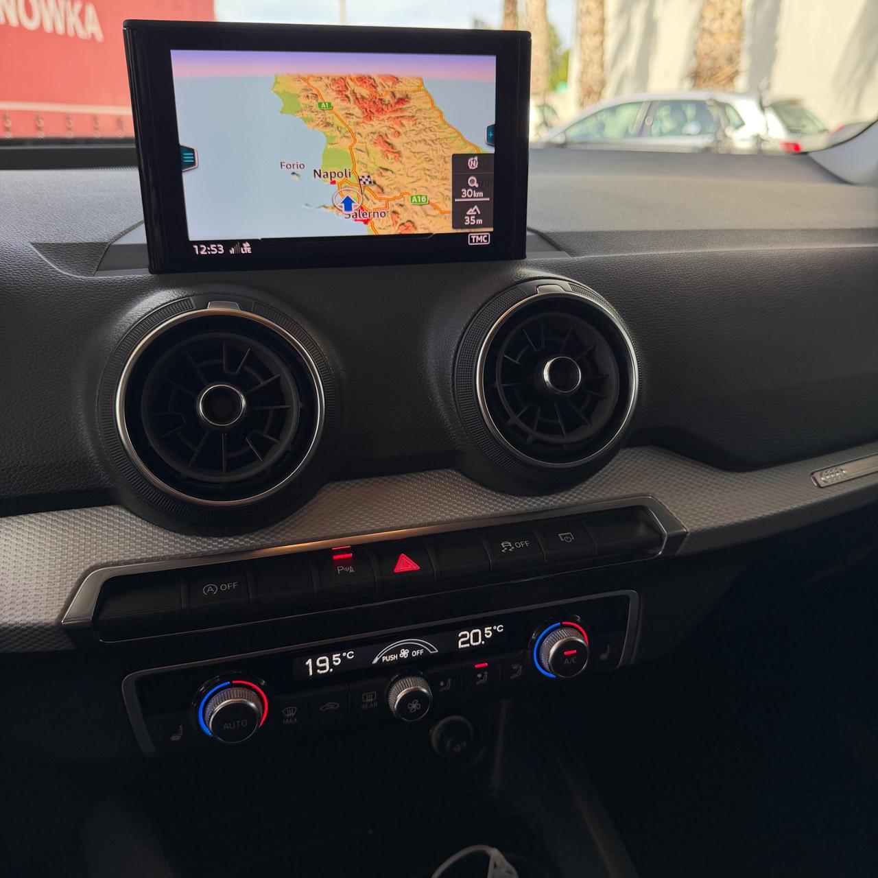 Audi Q2 30 TDI S TRONIC LINE EDITION