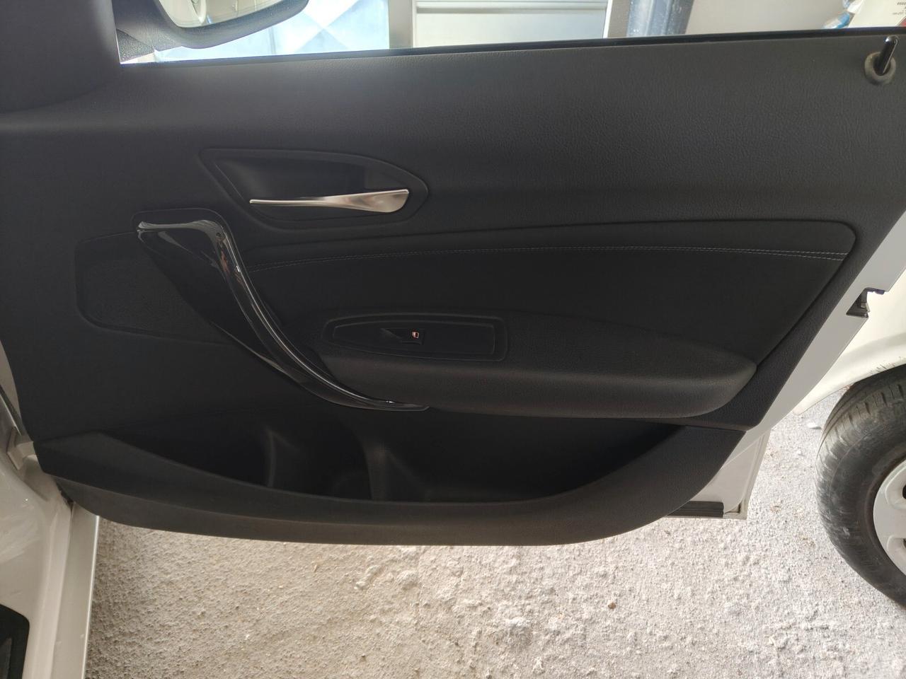 Bmw 118 118d 5p. Sport