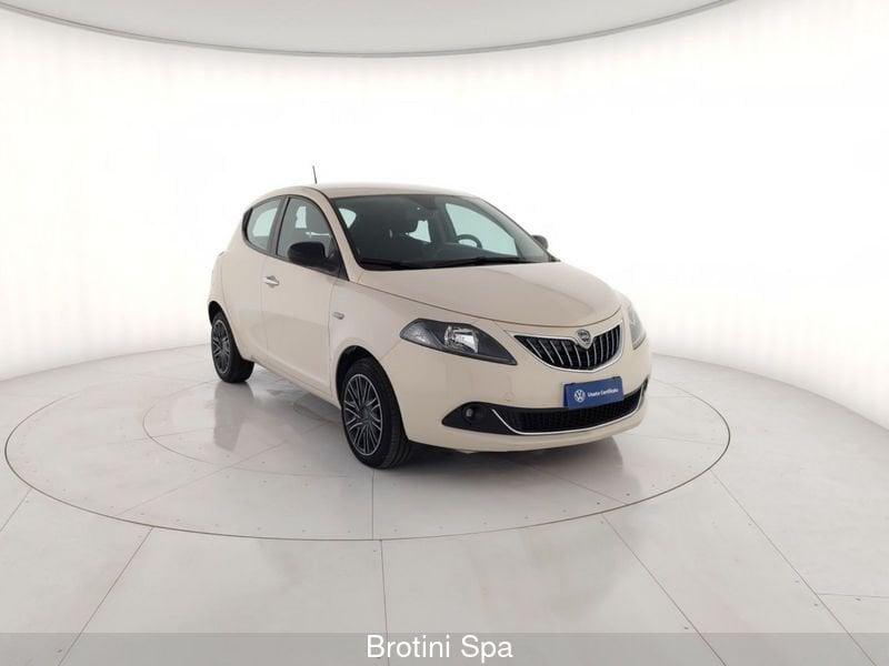 Lancia Ypsilon 1.0 FireFly 5 porte S&S Hybrid Gold