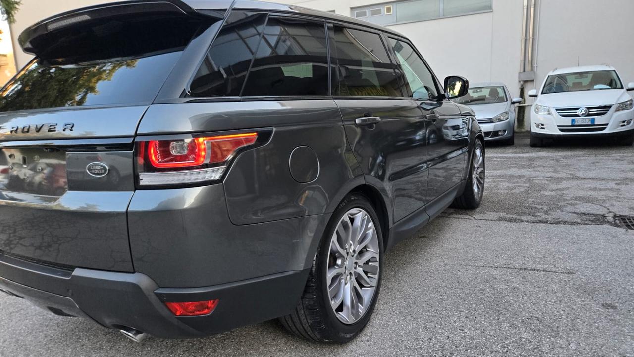 Land Rover Range Sport 3.0 TDV6 HSE Dynamic Edition Grey