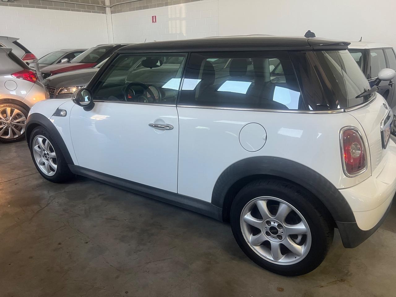 Mini 1.6 16V Cooper 50 Mayfair
