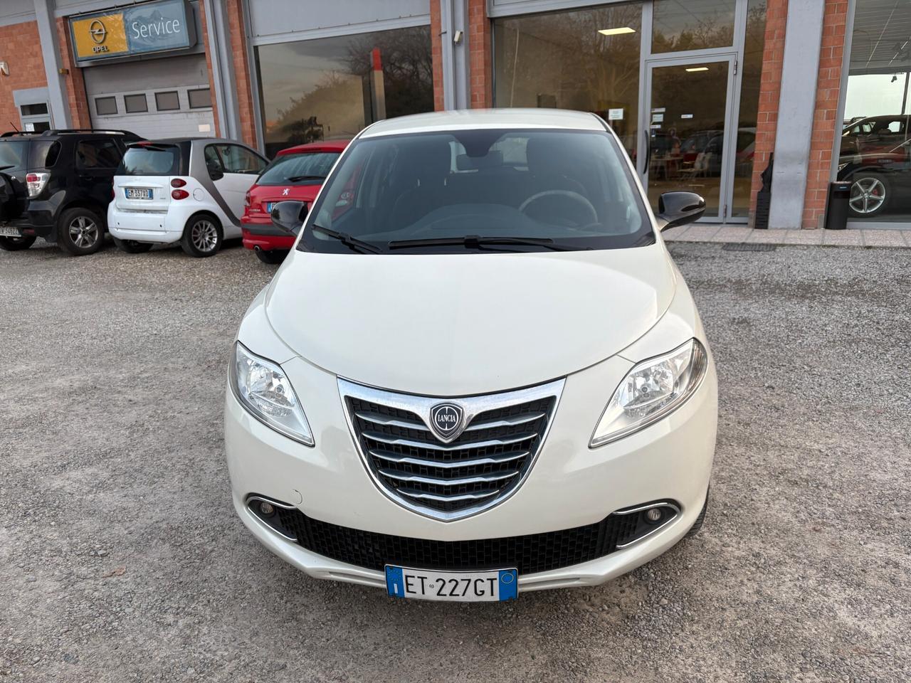 Lancia Ypsilon 0.9 Metano