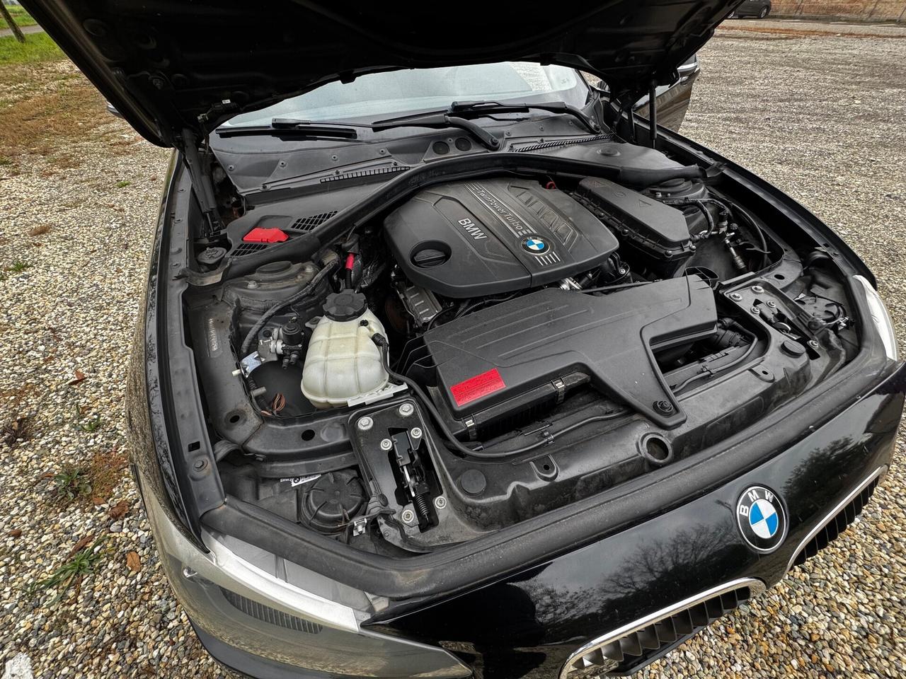 Bmw 116 116d 5p. Urban