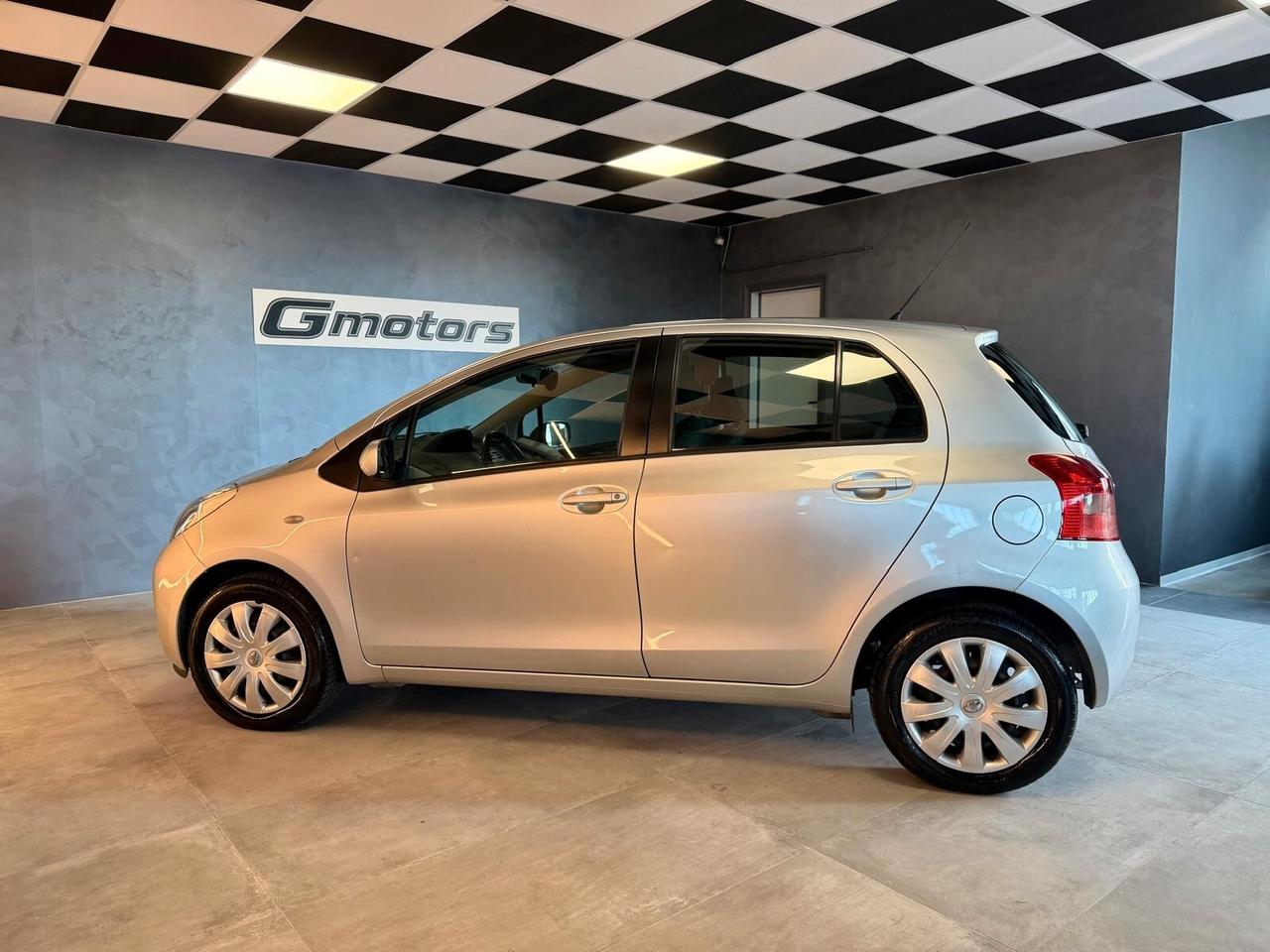 Toyota Yaris 1.3 5 porte Sol