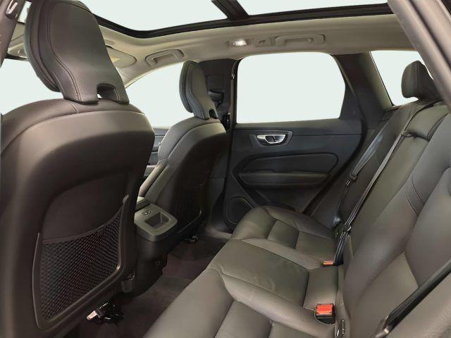 VOLVO XC60 B4 (d) aut Plus Dark N1 Tetto Panoramico Ap.