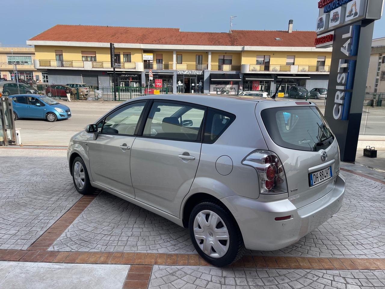 Toyota Corolla Verso 2.2 16V D-4D