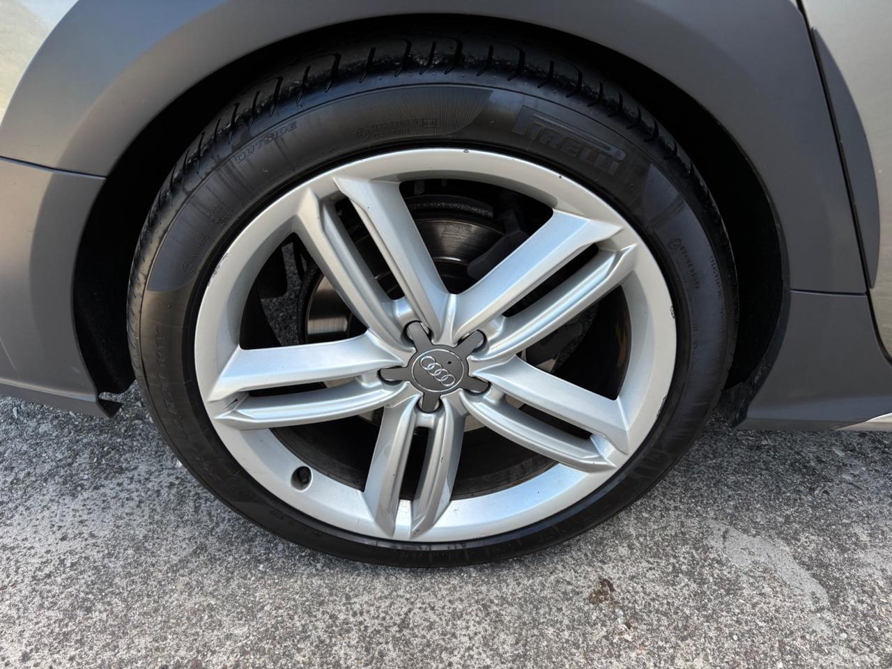 Audi A6 allroad quattro 3.0 TDI 272cv S tronic. Garanzia