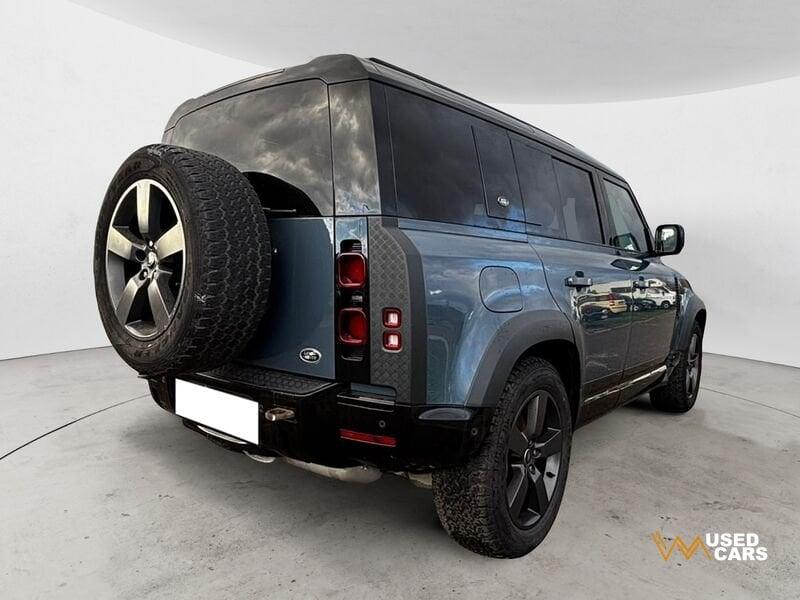 Land Rover Defender 3.0D I6 250 110 X-Dynamic SE AWD auto.
