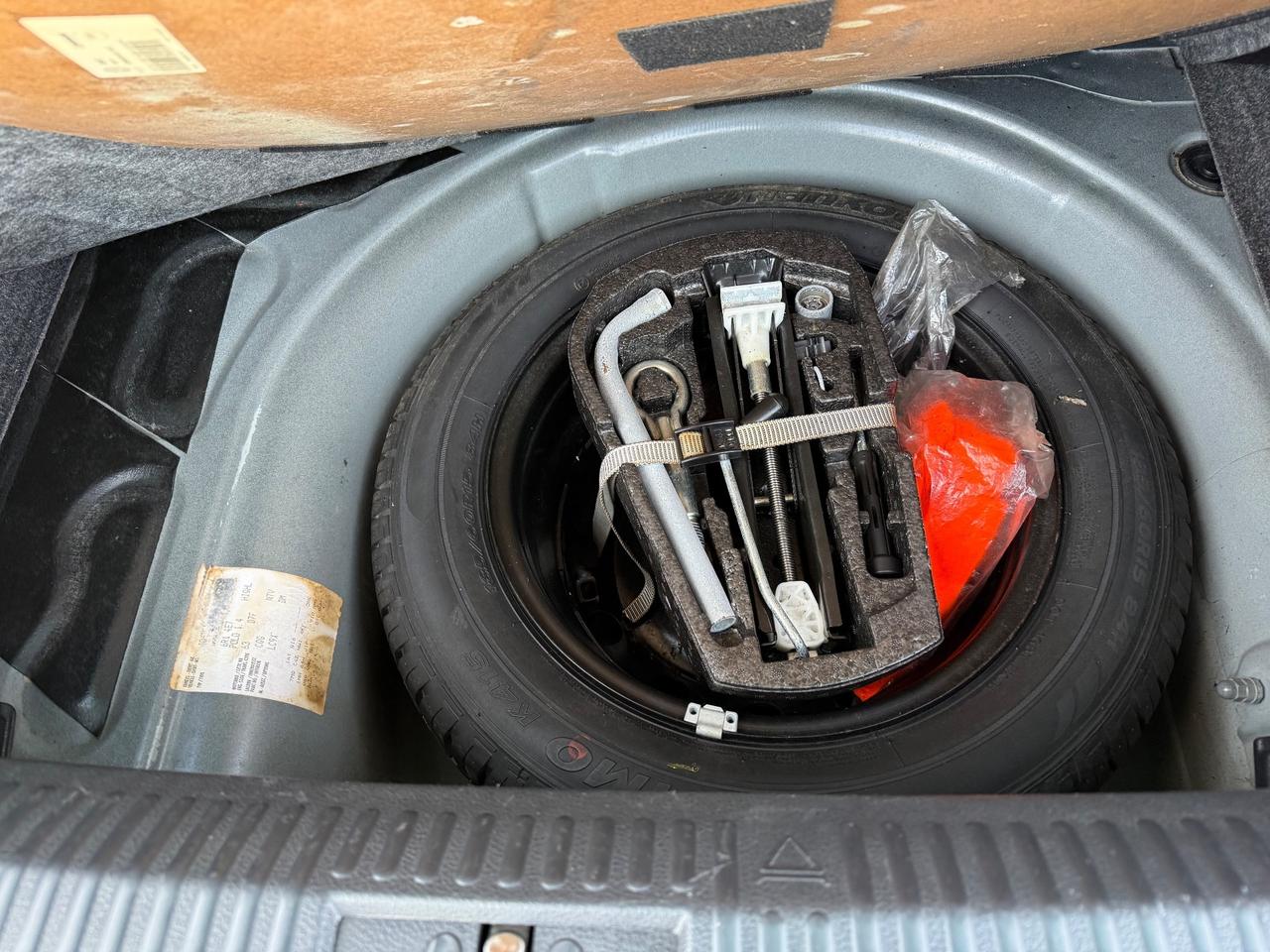 Volkswagen Polo 1.4 DSG 5 porte Highline