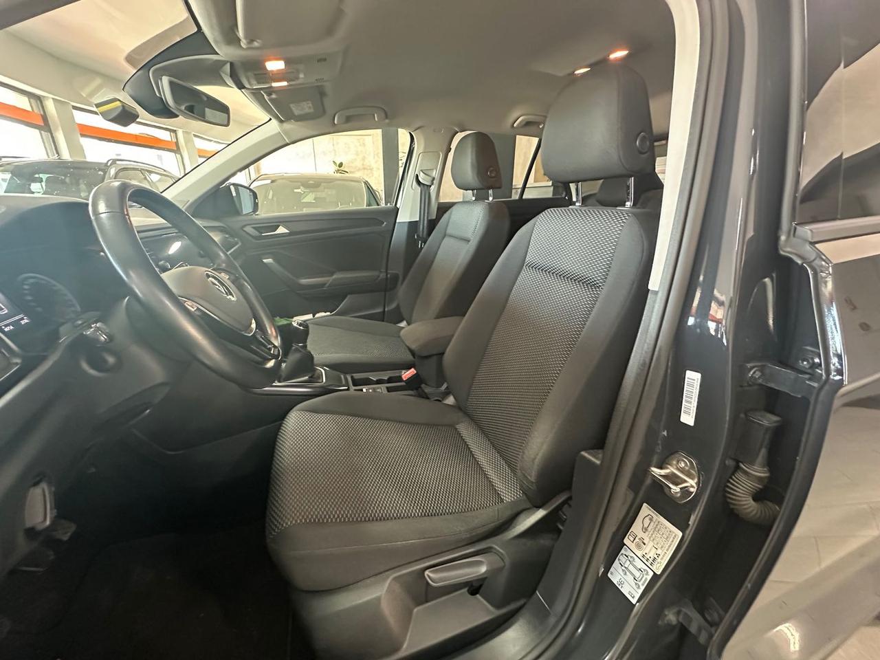 Volkswagen T-Roc Business 1.6 TDI #6023