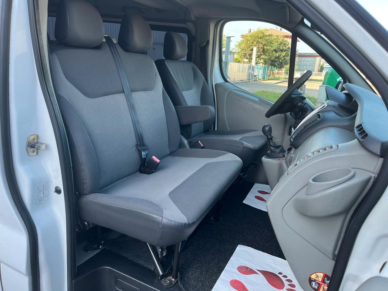 Renault Trafic 2.0 dCi Long 9posti