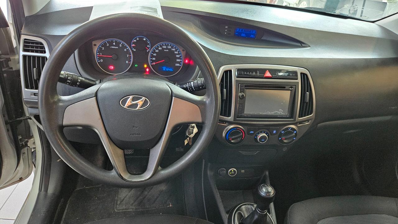 Hyundai i20 1.2 Benz/GPL 5p. Econext Sound Edition