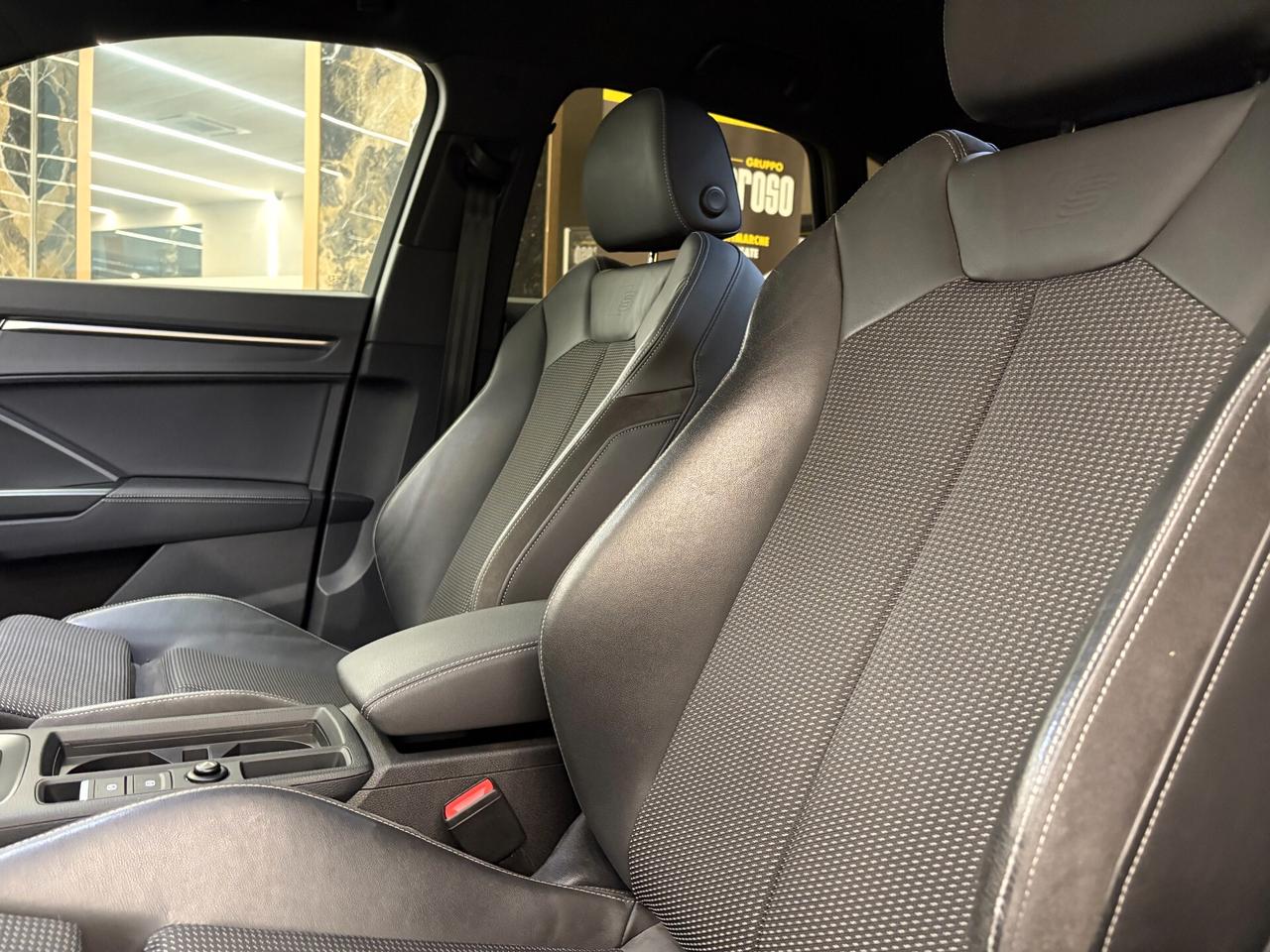 Audi Q3 35 TDI quattro Sline plus black ed.