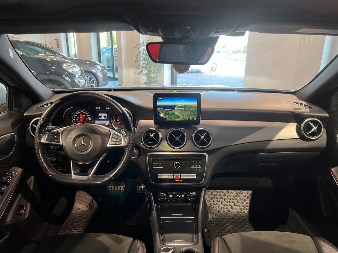 Mercedes-benz GLA 200d Auto 4Matic Premium TETTO