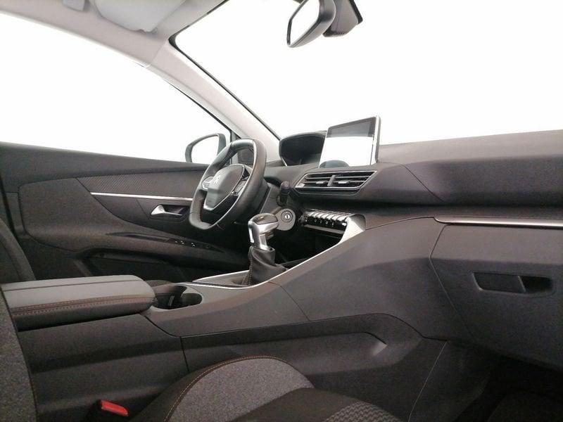 Peugeot 3008 1.5 bluehdi Active s&s 130cv